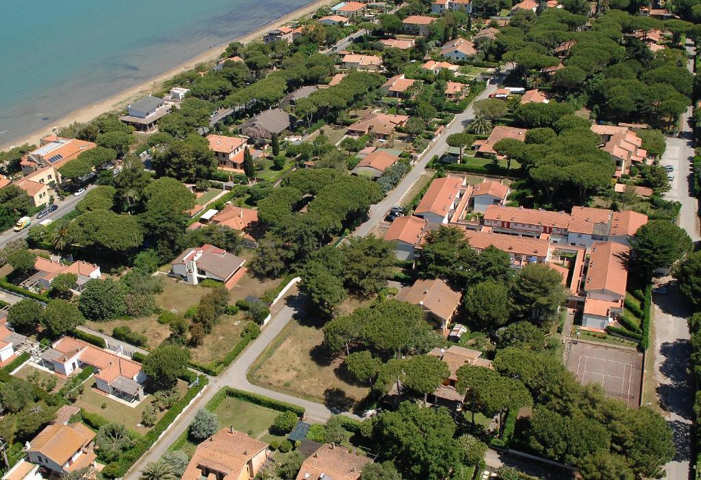 Rta Airone Aparthotel Orbetello Exterior photo